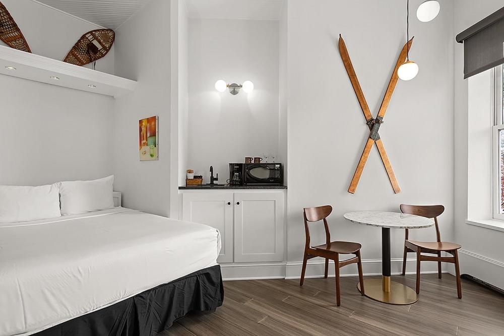 Independence Square 202, Hotel Room Over-Looking The Mall And Aspen Mountain ภายนอก รูปภาพ
